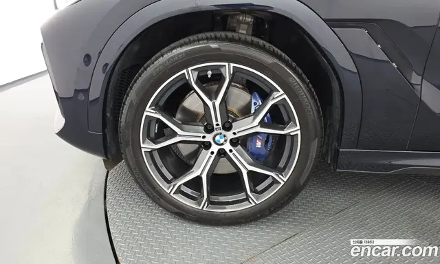 BMW X6 2023 3.0 автомат (гидро), миниатюра 4