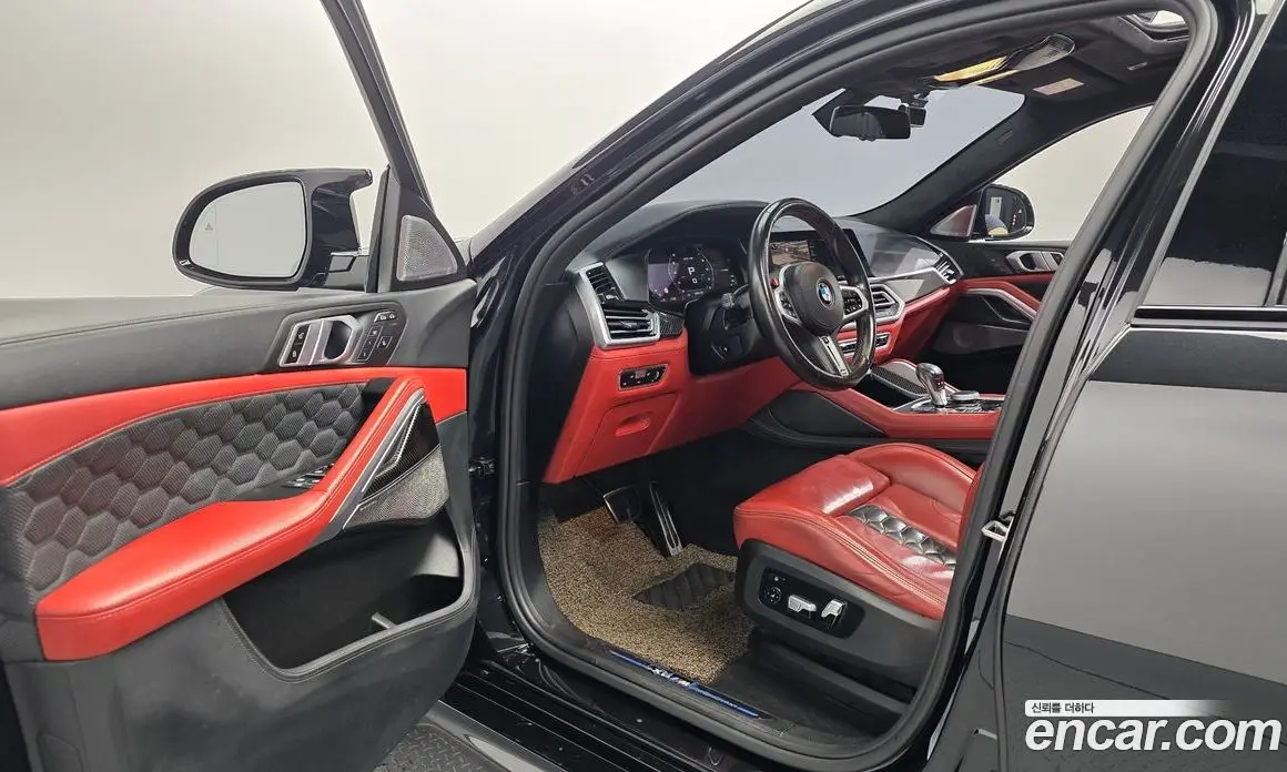 BMW X6M 2021 4.4 автомат (гидро), фото 13 BMW X6M 2021 4.4 автомат (гидро), фото 13
