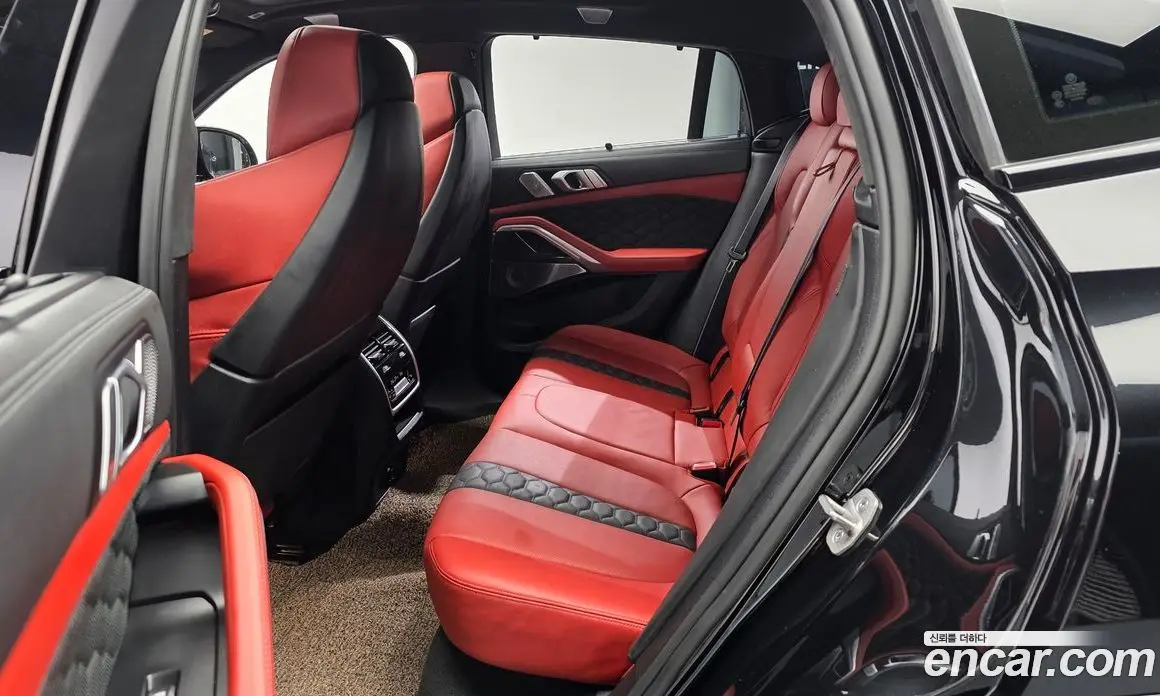 BMW X6M 2021 4.4 автомат (гидро), фото 16 BMW X6M 2021 4.4 автомат (гидро), фото 16