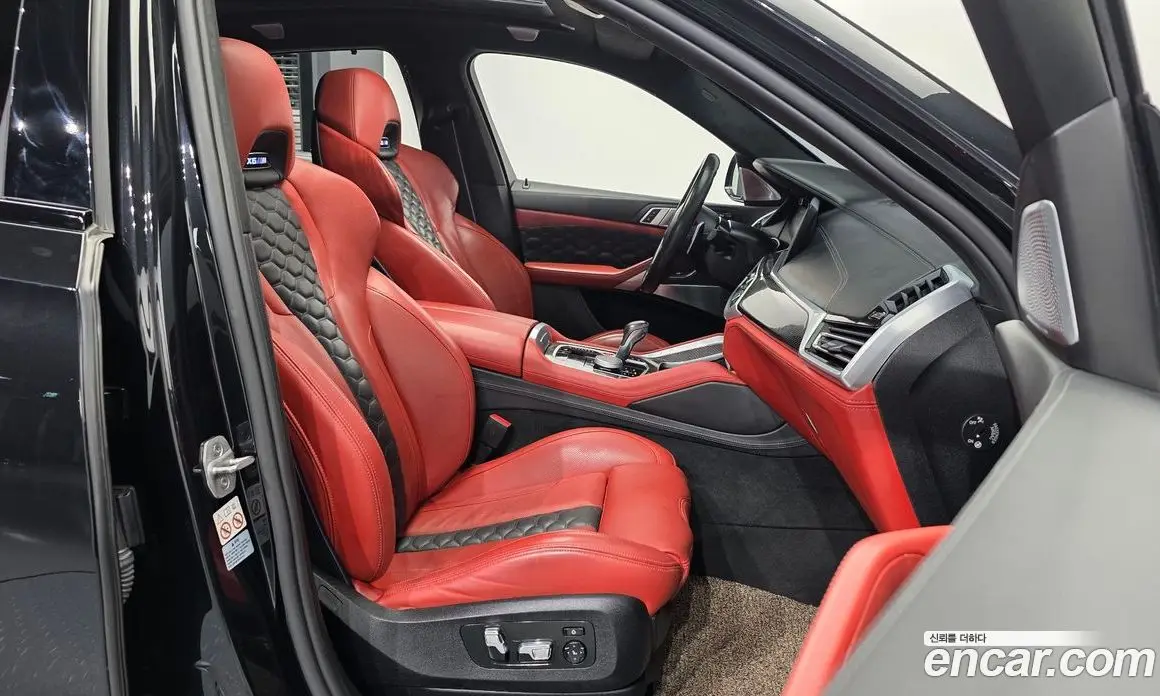 BMW X6M 2021 4.4 автомат (гидро), фото 17 BMW X6M 2021 4.4 автомат (гидро), фото 17