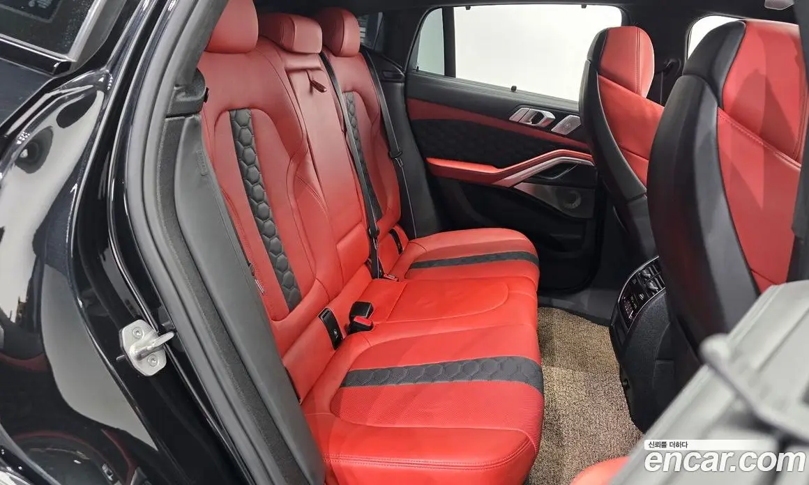 BMW X6M 2021 4.4 автомат (гидро), фото 18 BMW X6M 2021 4.4 автомат (гидро), фото 18