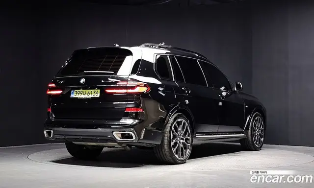 BMW X7 2025 3.0 автомат (гидро), миниатюра 2
