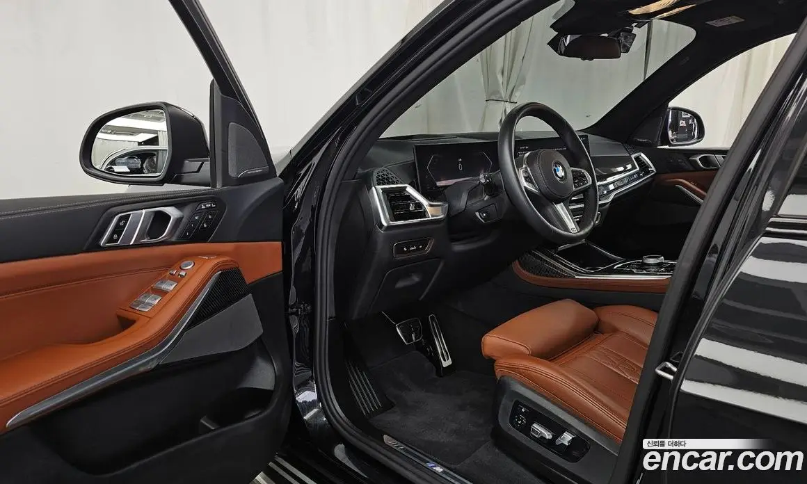 BMW X7 2025 3.0 автомат (гидро), фото 13