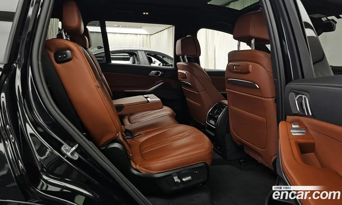 BMW X7 2025 3.0 автомат (гидро), фото 18