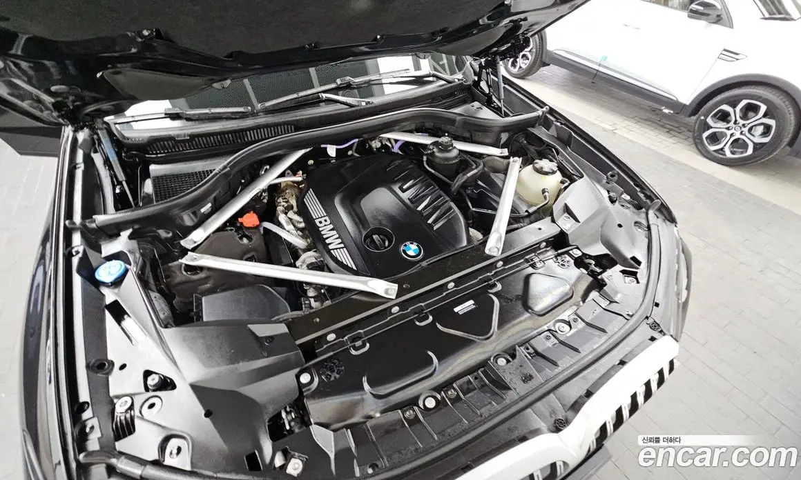 BMW X7 2025 3.0 автомат (гидро), фото 6