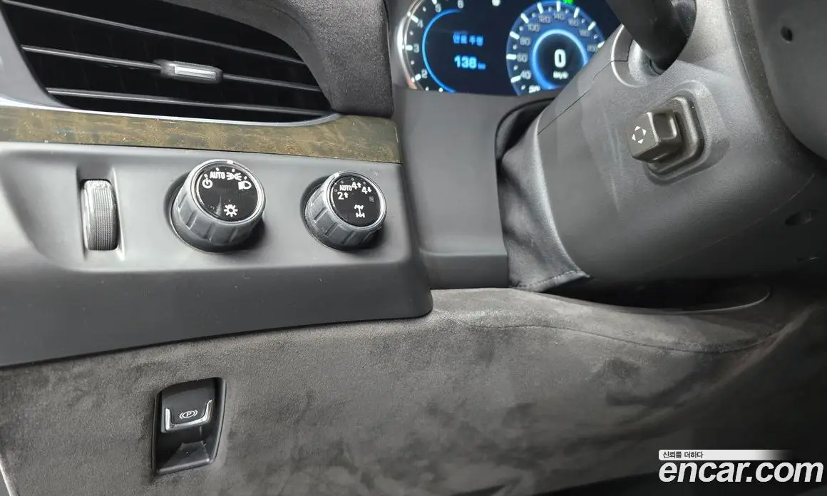 Cadillac Escalade 2019 6.2 автомат (гидро), фото 17 Cadillac Escalade 2019 6.2 автомат (гидро), фото 17