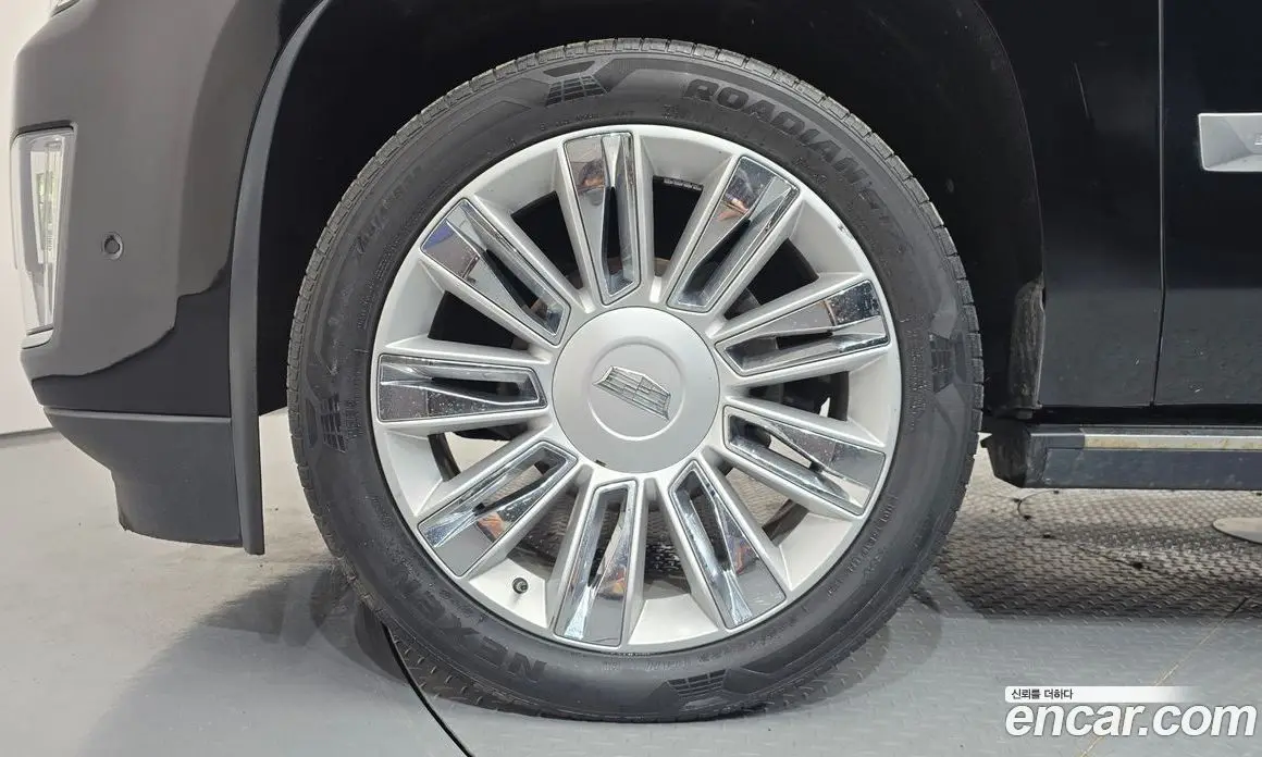 Cadillac Escalade 2019 6.2 автомат (гидро), фото 5 Cadillac Escalade 2019 6.2 автомат (гидро), фото 5