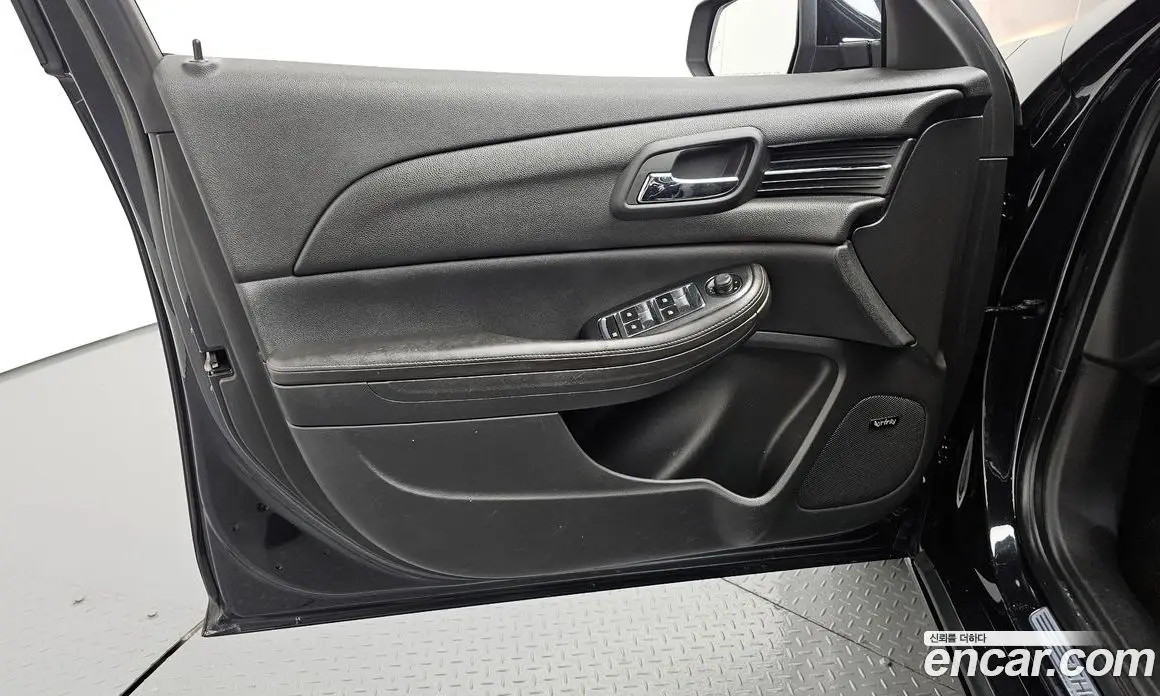 Chevrolet Malibu 2015 2.0 автомат (гидро), фото 14