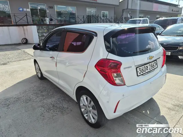 Chevrolet Spark 2016 1.0 автомат (гидро), миниатюра 5