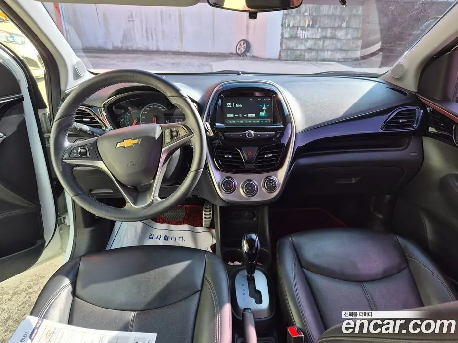 Chevrolet Spark 2016 1.0 автомат (гидро), фото 8