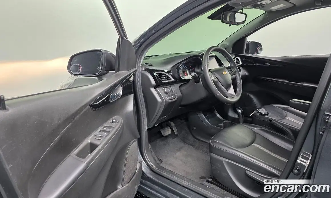 Chevrolet Spark 2021 1.0 автомат (гидро), фото 13