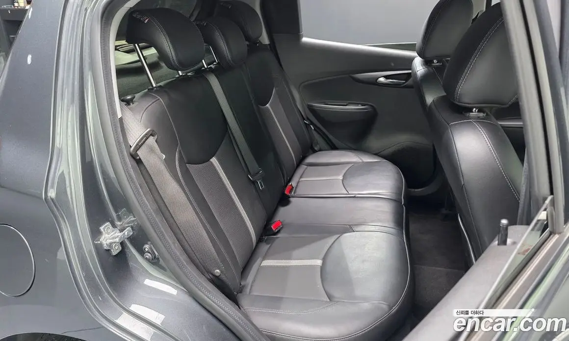 Chevrolet Spark 2021 1.0 автомат (гидро), фото 17