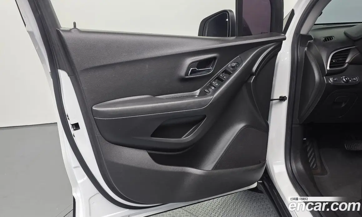 Chevrolet Trax 2019 1.6 автомат (гидро), фото 14