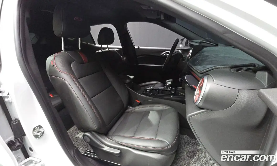 Chevrolet Trax 2024 1.2 автомат (гидро), фото 17
