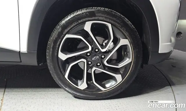 Chevrolet Trax 2024 1.2 автомат (гидро), миниатюра 7