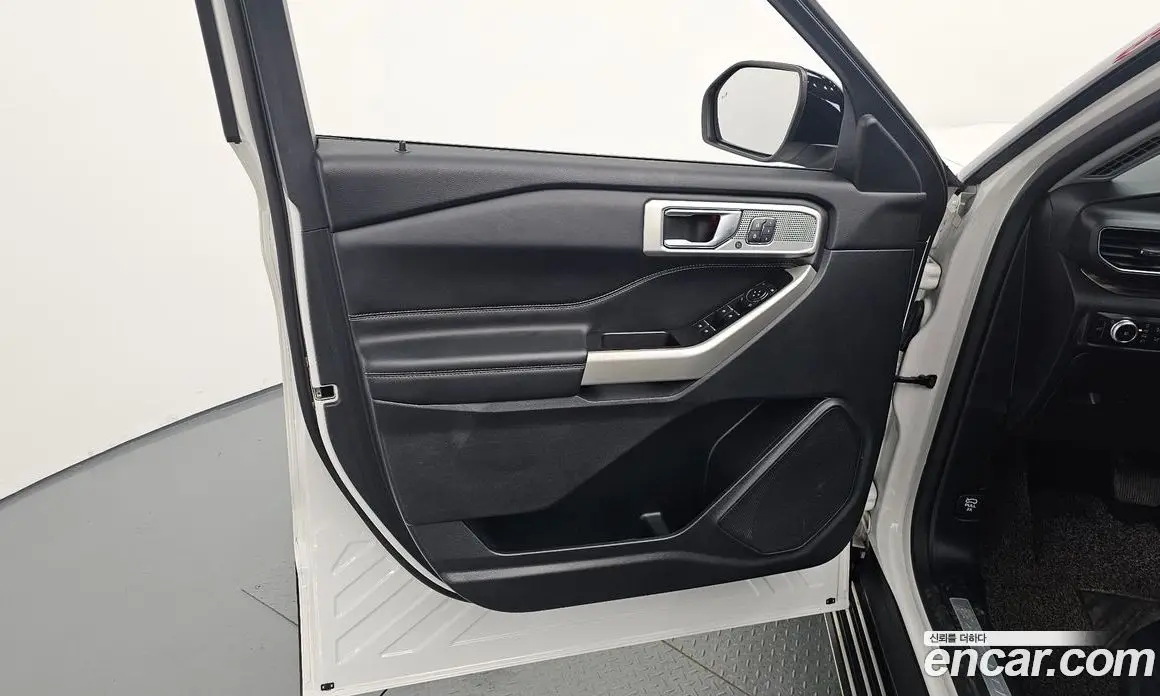 Ford Explorer 2020 2.3 автомат (гидро), фото 14