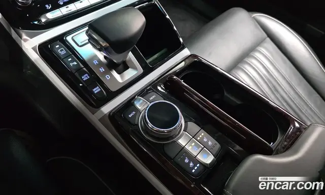Genesis EQ900 2016 3.3 автомат (гидро), миниатюра 12