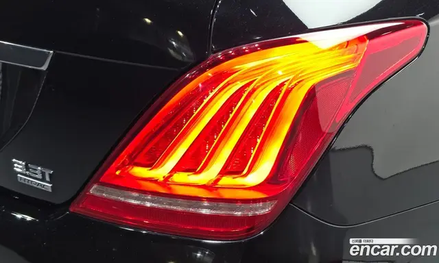 Genesis EQ900 2016 3.3 автомат (гидро), миниатюра 9 Genesis EQ900 2016 3.3 автомат (гидро), миниатюра 9