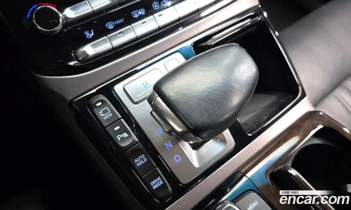 Genesis EQ900 2017 3.8 автомат (гидро), фото 12 Genesis EQ900 2017 3.8 автомат (гидро), фото 12