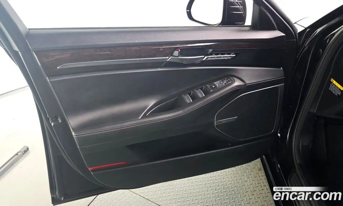 Genesis EQ900 2017 3.8 автомат (гидро), фото 14 Genesis EQ900 2017 3.8 автомат (гидро), фото 14
