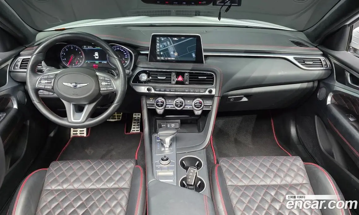 Genesis G70 2018 2.0 автомат (гидро), фото 10 Genesis G70 2018 2.0 автомат (гидро), фото 10
