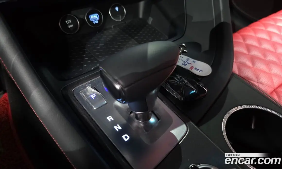 Genesis G70 2023 3.3 автомат (гидро), фото 12