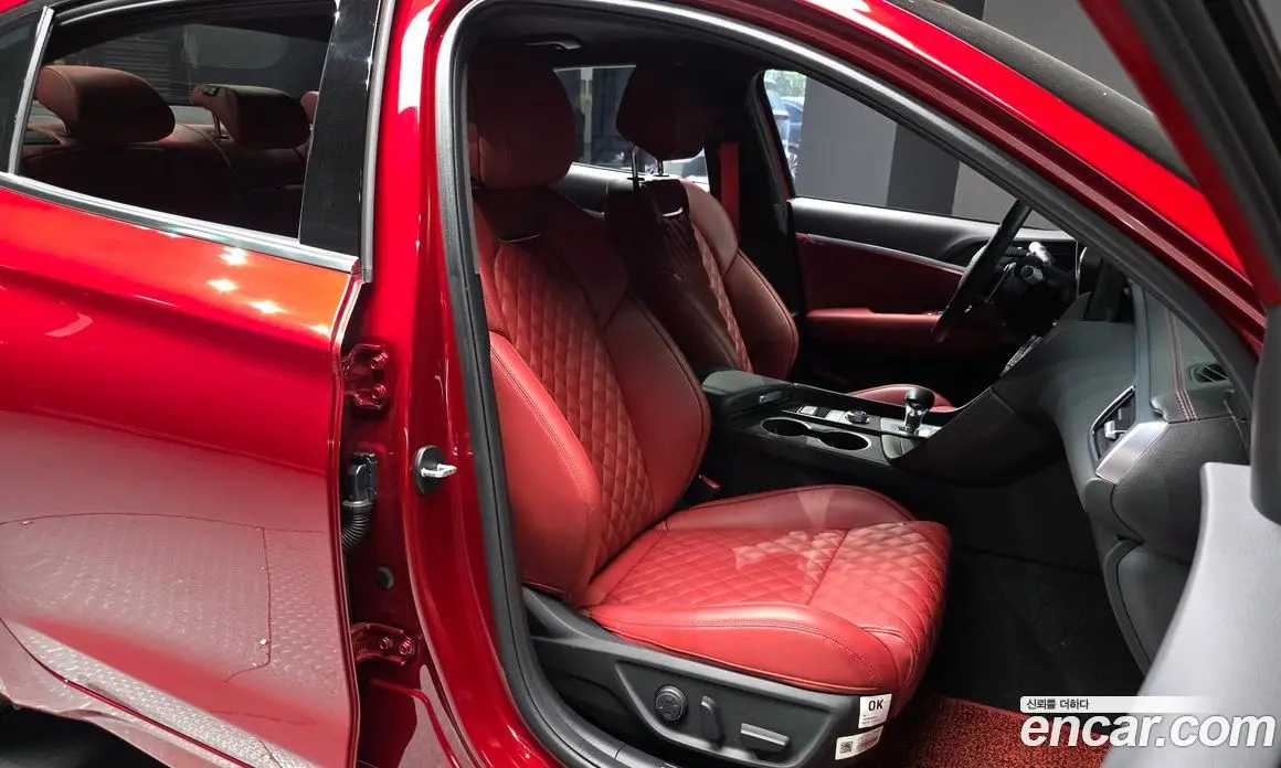Genesis G70 2023 3.3 автомат (гидро), фото 16