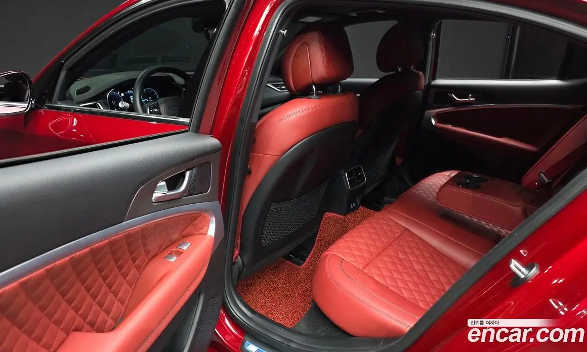 Genesis G70 2023 3.3 автомат (гидро), фото 18