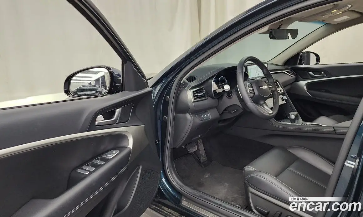 Genesis G70 2023 2.5 автомат (гидро), фото 13