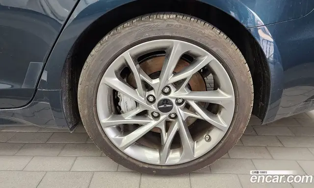 Genesis G70 2023 2.5 автомат (гидро), миниатюра 7