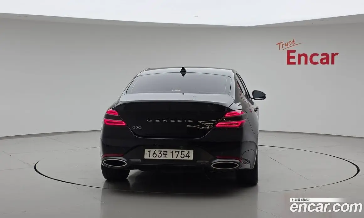 Genesis G70 2023 2.0 автомат (гидро), фото 4 Genesis G70 2023 2.0 автомат (гидро), фото 4