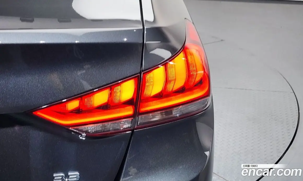 Genesis G80 2017 3.3 автомат (гидро), фото 8