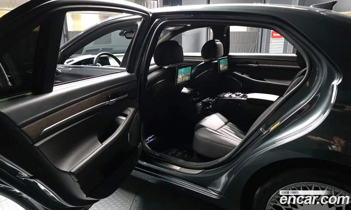 Genesis G90 2021 3.8 автомат (гидро), фото 16 Genesis G90 2021 3.8 автомат (гидро), фото 16