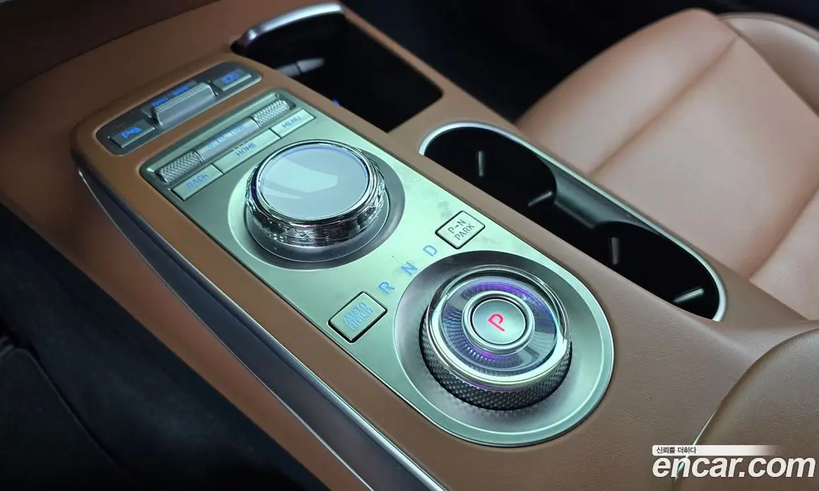 Genesis GV70 2021 2.5 автомат (гидро), фото 12