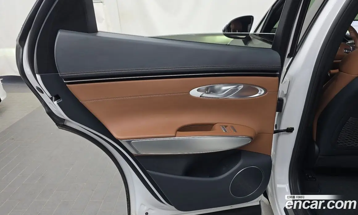 Genesis GV70 2021 2.5 автомат (гидро), фото 15