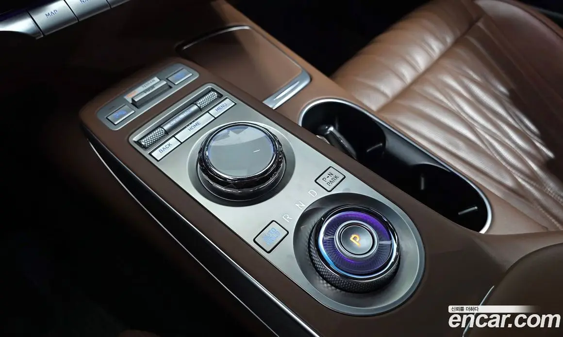 Genesis GV70 2021 2.5 автомат (гидро), фото 12