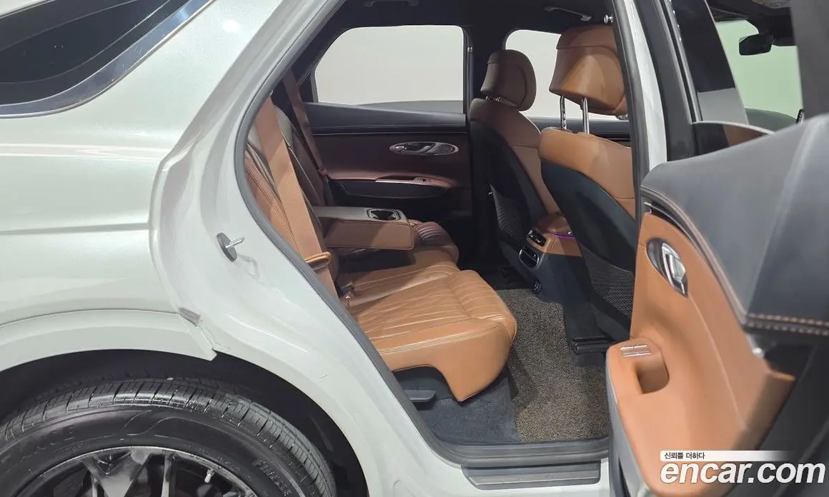 Genesis GV70 2021 2.5 автомат (гидро), фото 17
