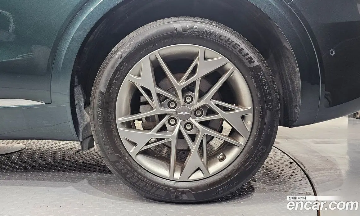 Genesis GV70 2022 2.5 автомат (гидро), фото 6 Genesis GV70 2022 2.5 автомат (гидро), фото 6