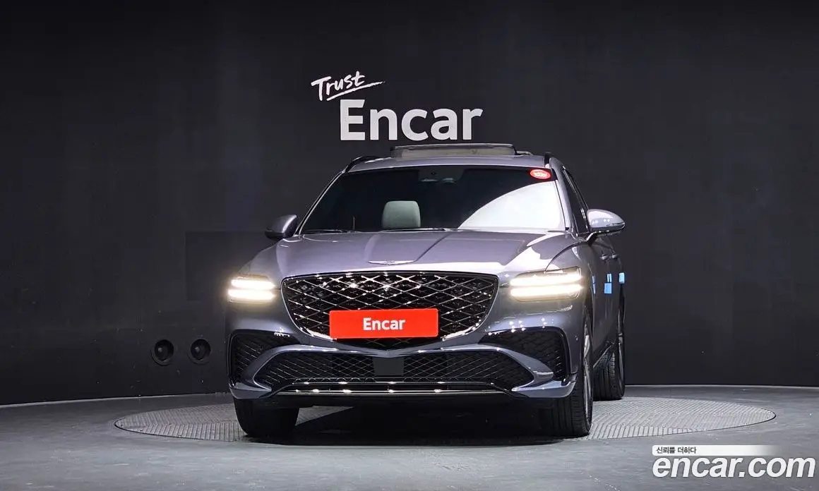 Genesis GV70 2024 2.5 автомат (гидро), фото 3 Genesis GV70 2024 2.5 автомат (гидро), фото 3