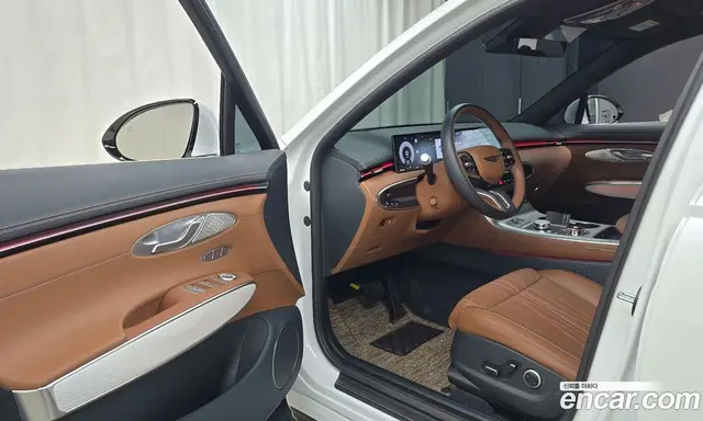 Genesis GV70 2025 2.5 автомат (гидро), миниатюра 12