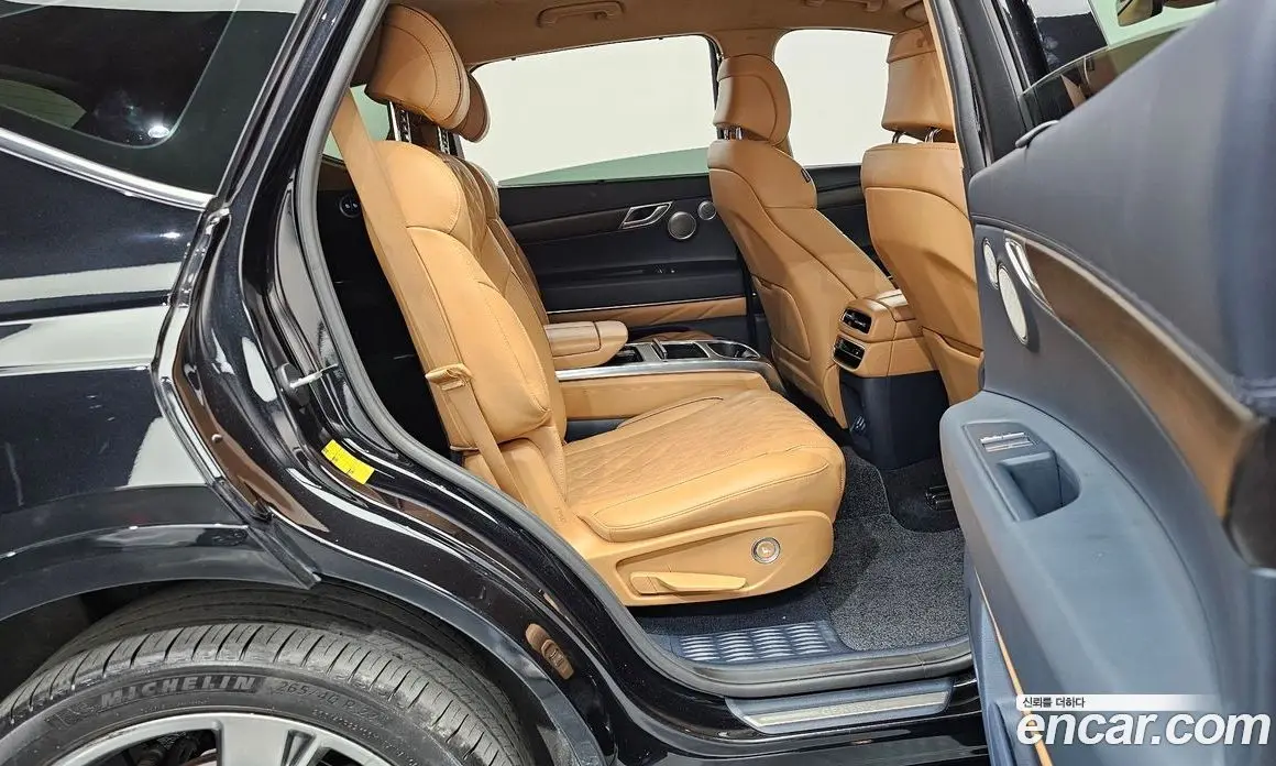 Genesis GV80 2022 2.5 автомат (гидро), фото 17 Genesis GV80 2022 2.5 автомат (гидро), фото 17