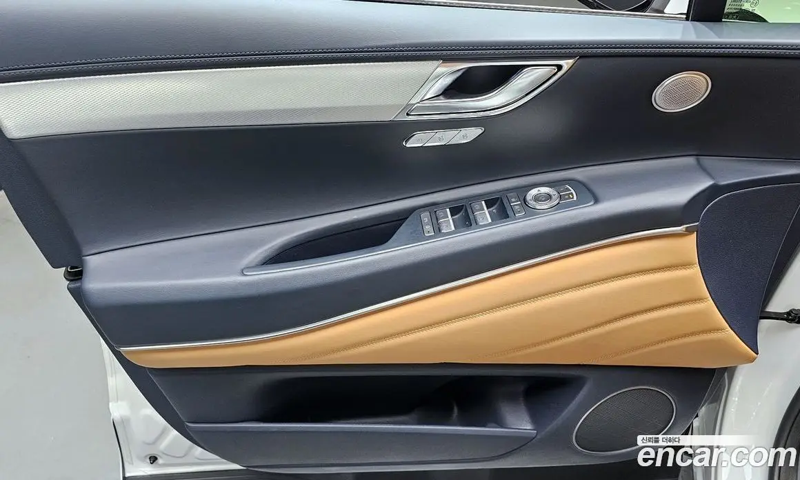 Genesis GV80 2023 2.5 автомат (гидро), фото 14
