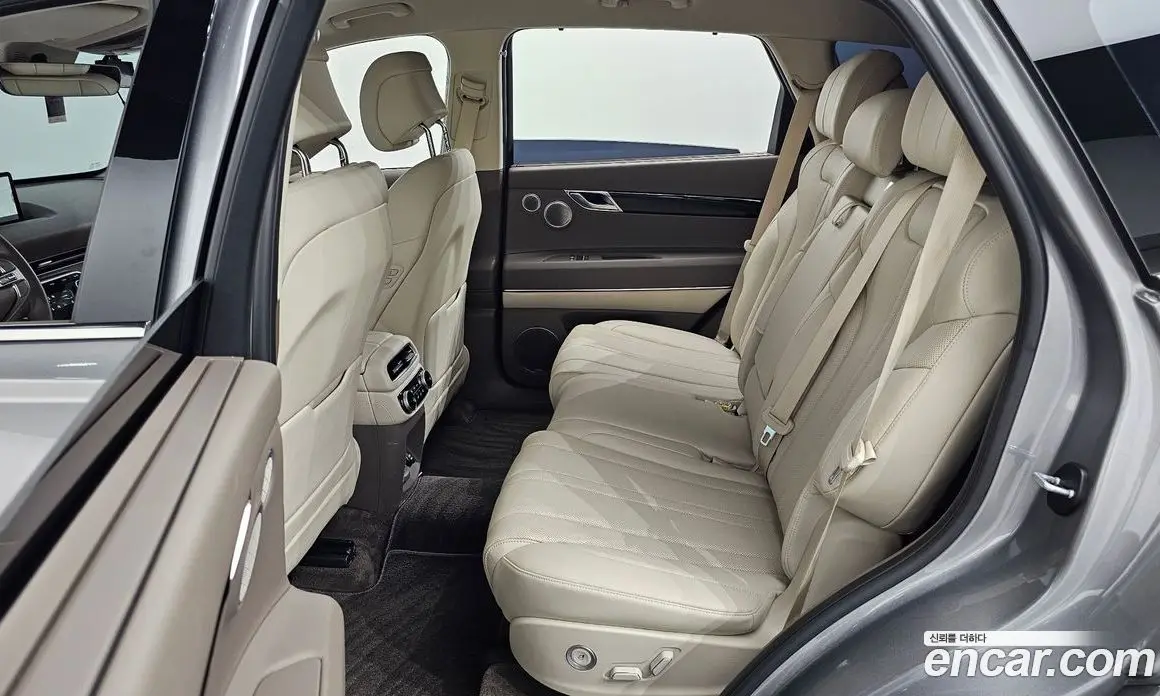 Genesis GV80 2023 3.5 автомат (гидро), фото 18 Genesis GV80 2023 3.5 автомат (гидро), фото 18