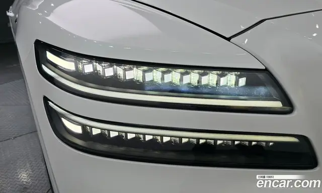 Genesis GV80 2024 2.5 автомат (гидро), миниатюра 8