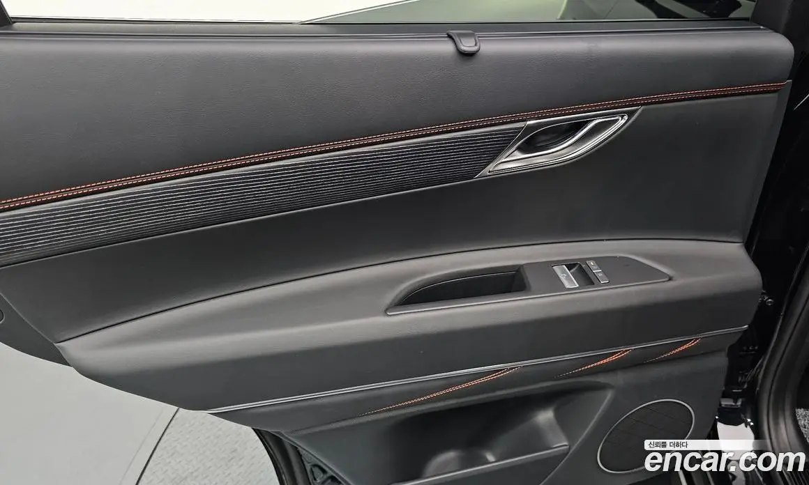 Genesis GV80 2025 2.5 автомат (гидро), фото 15