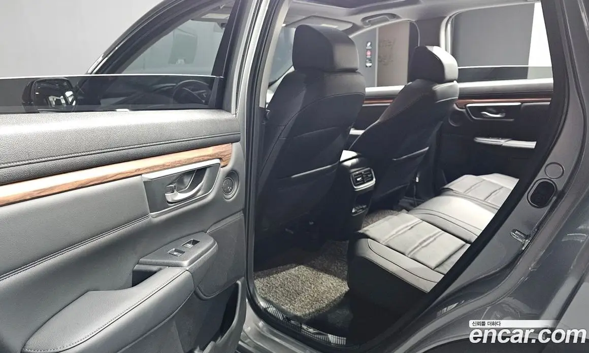 Honda CR-V 2021 1.5 автомат (гидро), фото 16