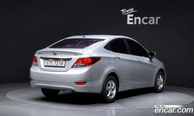 Hyundai Accent 2012 1.4 автомат (гидро), миниатюра 2 Hyundai Accent 2012 1.4 автомат (гидро), миниатюра 2