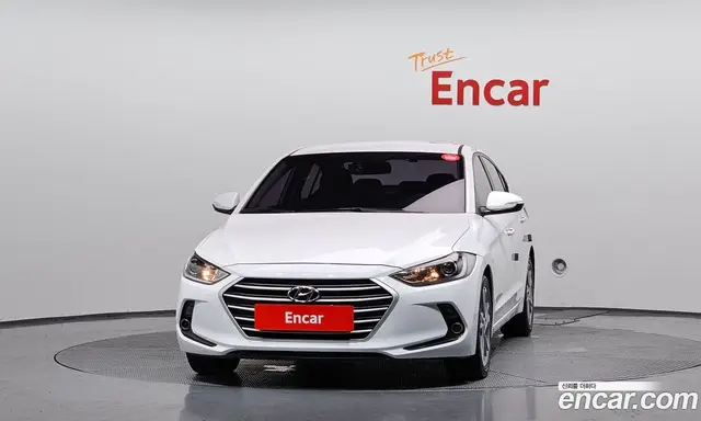 Hyundai Avante 2017 1.6 автомат (гидро), миниатюра 3 Hyundai Avante 2017 1.6 автомат (гидро), миниатюра 3