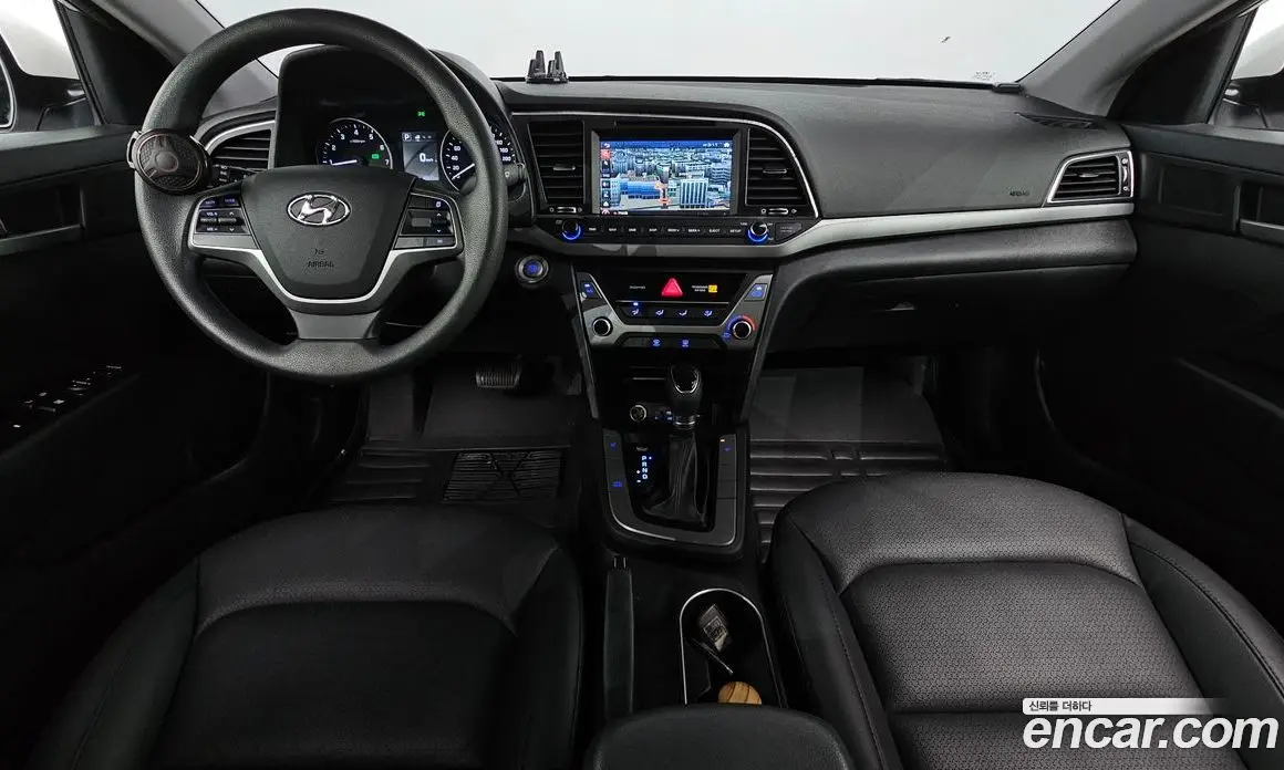 Hyundai Avante 2017 1.6 автомат (гидро), фото 10 Hyundai Avante 2017 1.6 автомат (гидро), фото 10