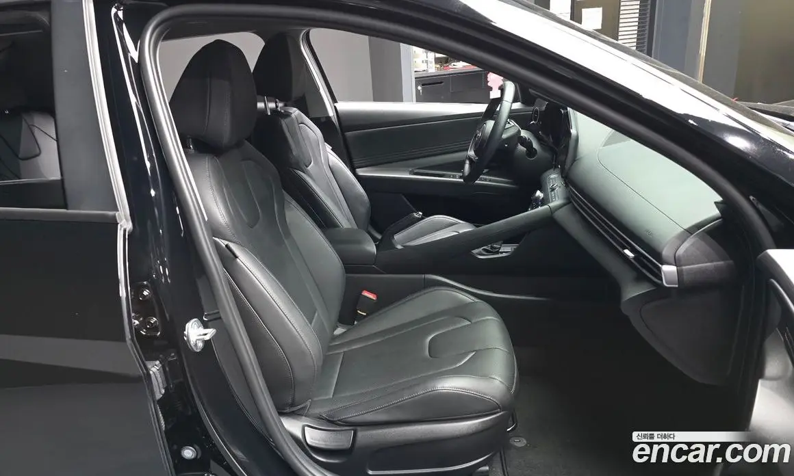 Hyundai Avante 2021 1.6 автомат (гидро), фото 17 Hyundai Avante 2021 1.6 автомат (гидро), фото 17
